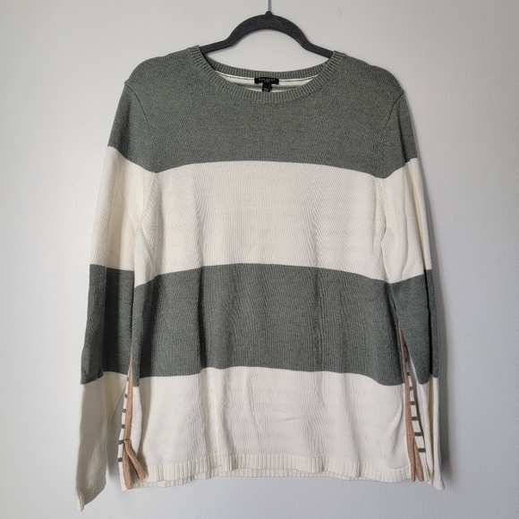 Talbots Sweaters - 25. TALBOTS Cream and Green Sweater Size XL P